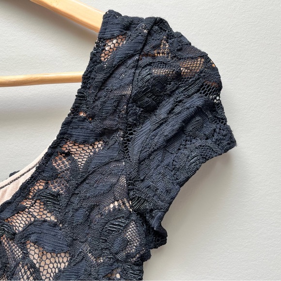 Nightcap Clothing Knockout Black Lace Dress, US Size XS - Picture 3 of 6